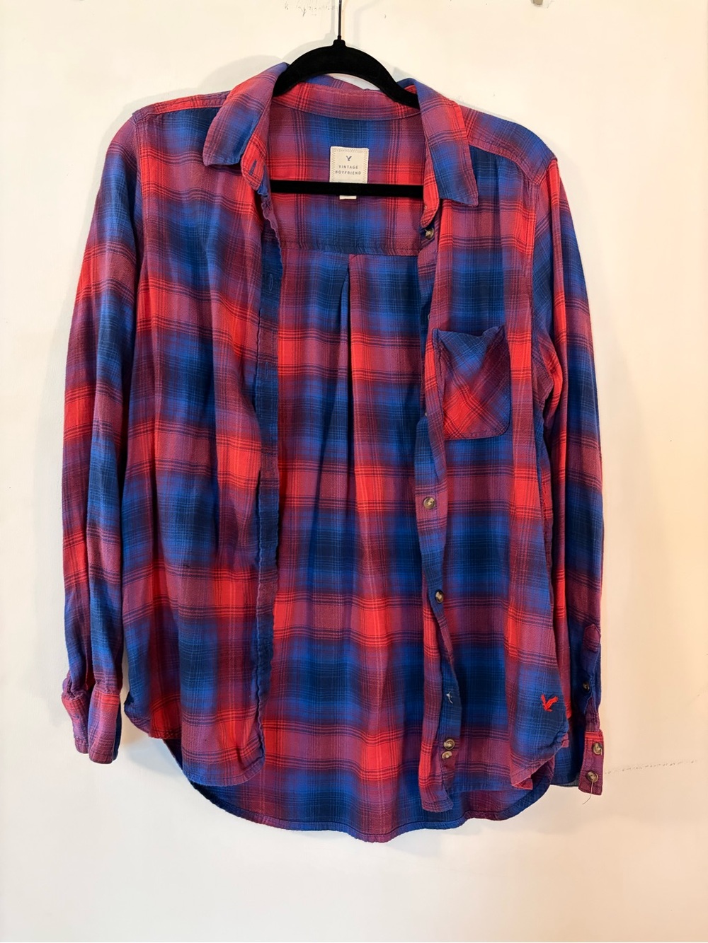 American Eagle Outfitters Vintage Boyfriend Plaid Button Down Blue & Red Medium